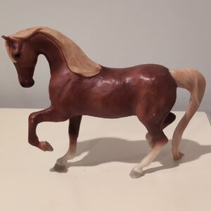 Breyer Chestnut Arabian Horse Figurine